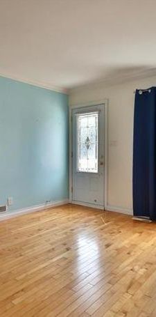 Grand 5 1/2, très propre disponible immédiatement - Photo 1