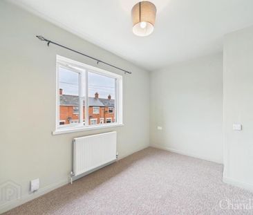 26 Ebor Parade, Belfast, BT12 6NS - Photo 3