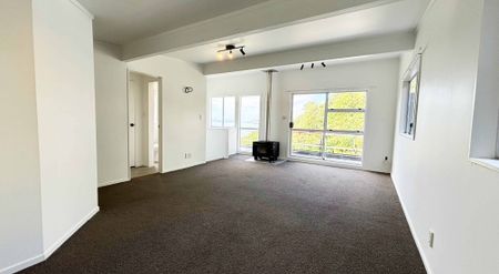 Khandallah, 3 bedrooms - Photo 3