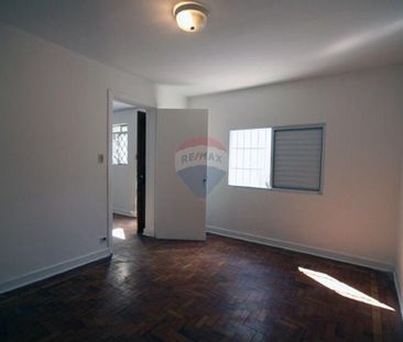 Casa Moderna na Liberdade: Pronta para Mudar! - Foto 1