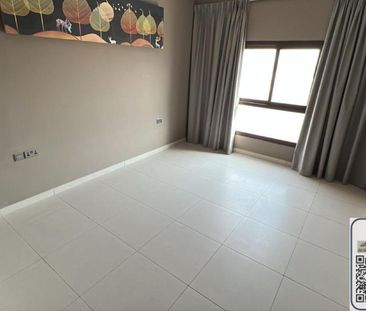 Stylish 2 BR Al Rawda 2 Villa: Modern Living Awaits - Photo 6