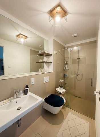 Modernes Apartment in der Europa-City mit Wasserblick - Foto 4