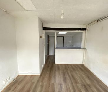 Location Appartement 1 pièce 17m² - Photo 2