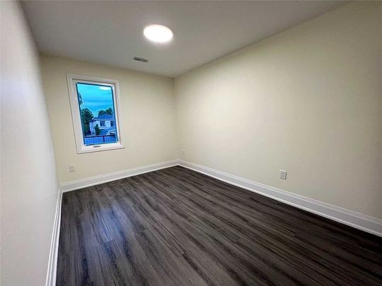 For Lease - 1631 Bayview Avenue Unit# 2, Toronto, Ontario - Photo 1