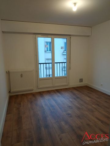 Location Appartement 3 pièces 75m² - Photo 3