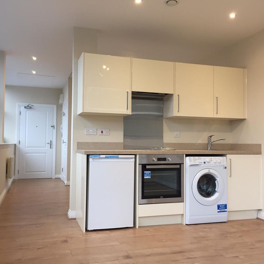 Station Road, Chesham - Photo 1