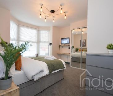 1 bedroom in a house share to rent - Photo 1