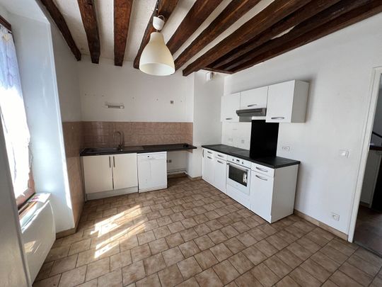 Location appartement 4 pièces, 84.00m², Chaumes-en-Brie - Photo 1