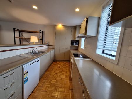 Furnished Parnell Townhouse - Photo 2