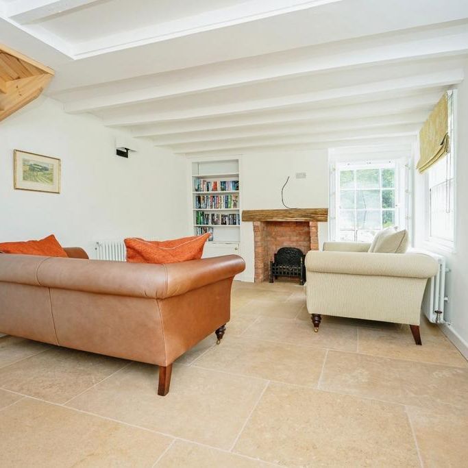 2 bedroom detached house to rent - Photo 1