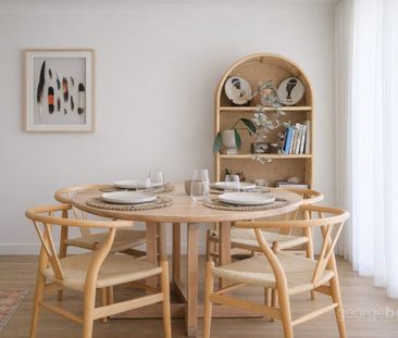 Stylish Coastal Living with Private Garden Oasis - Photo 2