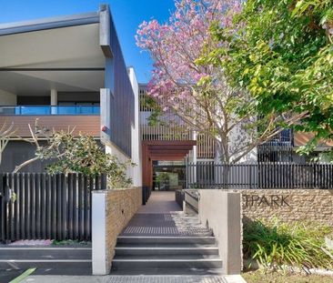 Elegant One-Bedroom Haven in the Heart of Bulimba - Photo 4