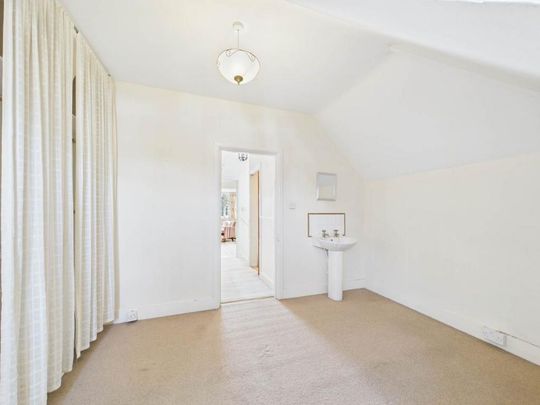 5 bedroom maisonette to rent - Photo 1