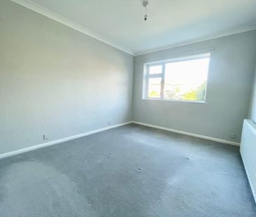 202 Stonelow Road, S18 - Photo 3