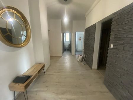 Location appartement 4 pièces - 105m² à Serres (05700) - Photo 3