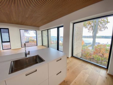 Eksklusiv 3-værelses lejlighed med altan og fantastisk udsigt - Photo 3