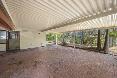 90 Muir Street, Labrador QLD 4215 - House For Rent | Domain - Photo 4