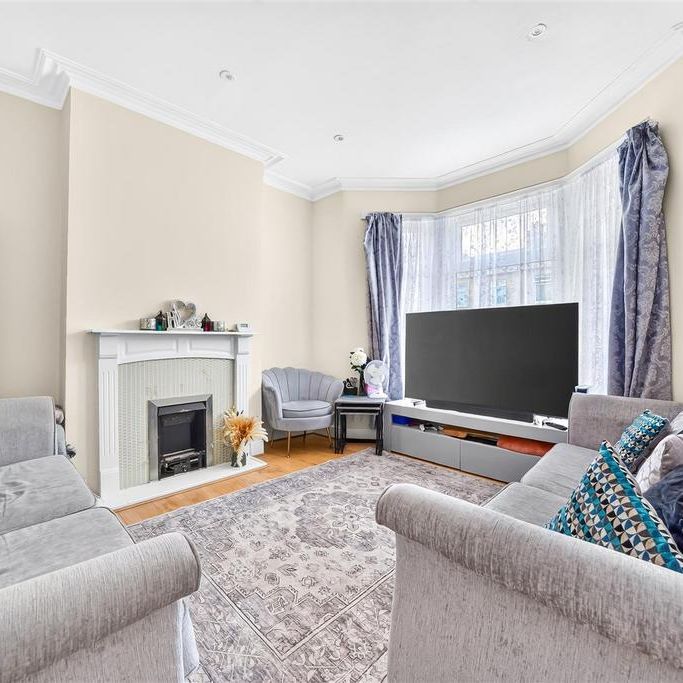 4 bedroom terraced house to rent - Photo 1