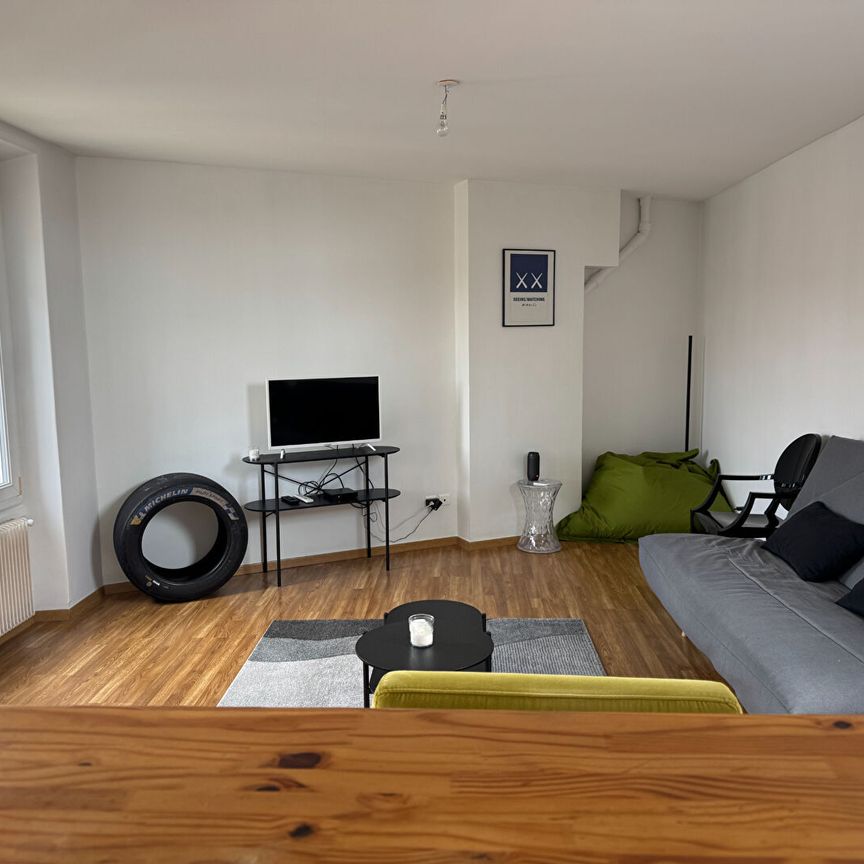 Appartement à louer - REIMS/CENTRE VILLE / PLACE CERES - Photo 1