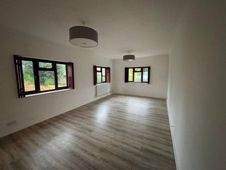 Downleaze, The Downs - Photo 2