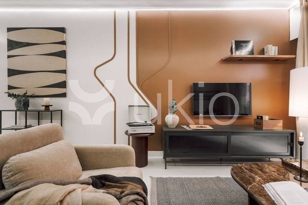 2 room luxury Apartment for rent in Madrid, Spain - Photo 1