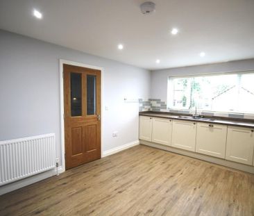 3 bedroom terraced house to rent - Photo 3