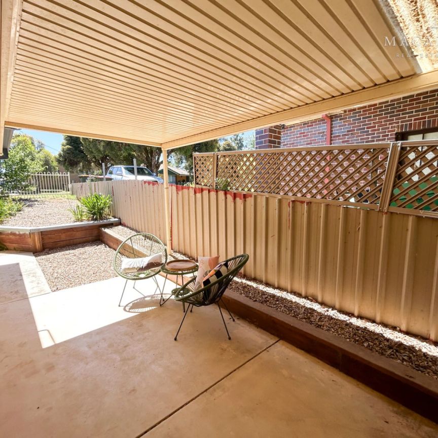 1 / 1 Post Place, Lake Albert NSW 2650 - Photo 1