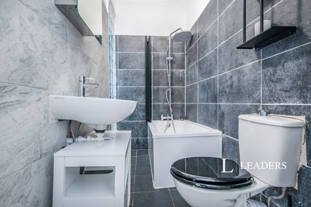 2 bedroom apartment to rent Tregonwell Road, Bournemouth, BH2 - Photo 2