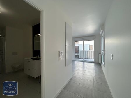 Location Appartement 1 pièce 29m² BORDEAUX 33100 - Photo 3