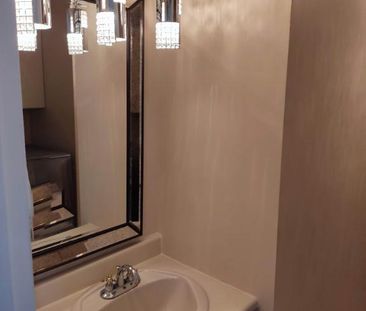 Condo spacieux 4 1/2 très lumineux situé en face de l’hôpital Cité ... - Photo 3