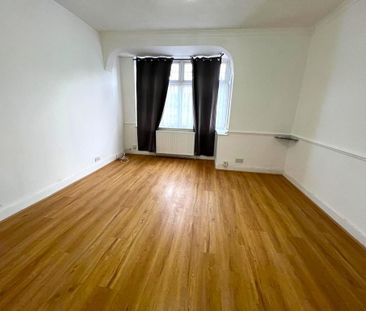 5 bedroom terraced house to rent - Photo 5