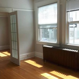 2 bedroom large apartment in character building - Photo 1