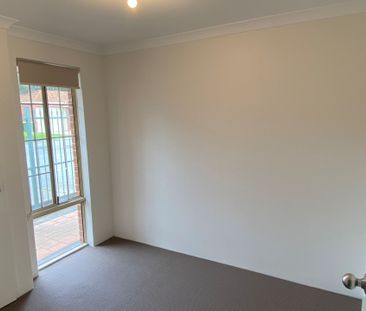 The Perfect Seaforth Gardens Villa **Open Monday 03/11 4.00pm to 4.... - Photo 3