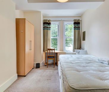 6 bedroom house to rent - Photo 4