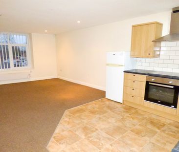 1 bed flat to rent in Front Street, Chester-Le-Street, DH3 - Photo 1