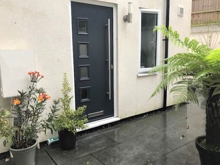 2 Bed Detached House, Stanmer Park Road, BN1 - Photo 4