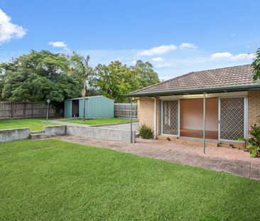 Charming Three-Bedroom Home in Prime Ashwood Location - Photo 4