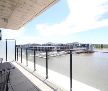 Fully Furnished Vibrant Foreshore Apartment! - Photo 5