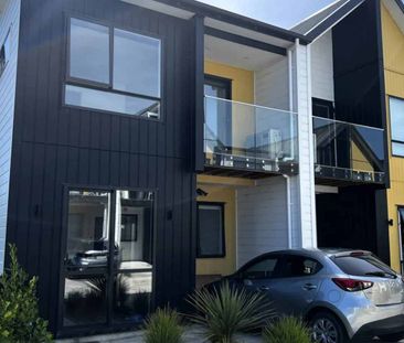 Modern Comfort in an Unbeatable Location - Photo 5