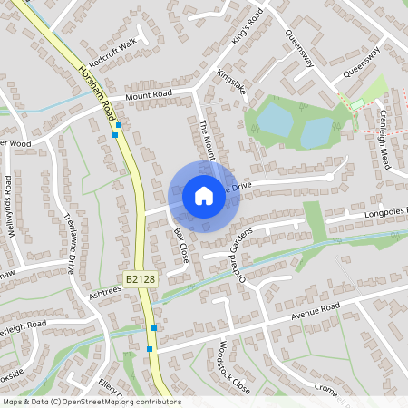 4 Acacia House, GU6 7NA