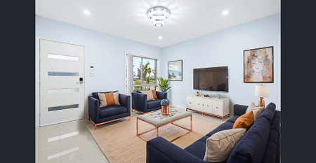 4 Bedroom Stunning Family Home - Photo 4