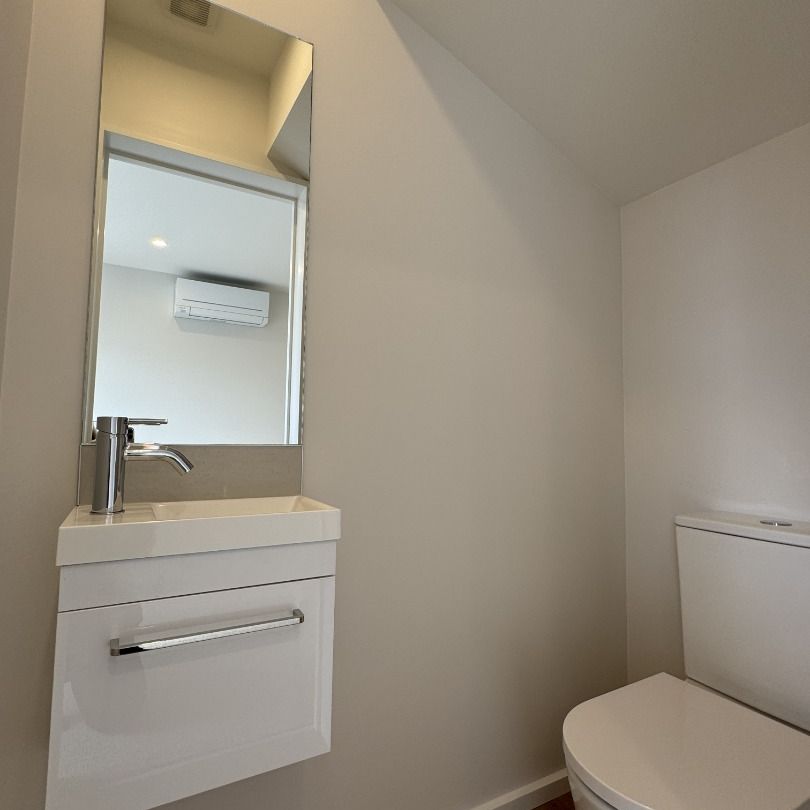 Unit 7, 192 Hills Road, Edgeware, Christchurch - Photo 1