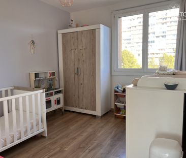 Appartement 4 pièces 70m2 MARSEILLE 9EME 1 150 euros - Photo 2