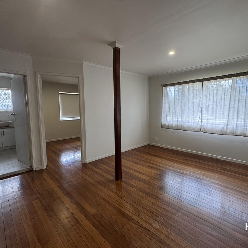 🏡 BIG FAMILY HOME WITH YARD, SHED & ENTERTAINING DECK✨ - Photo 1