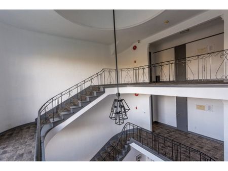 Somerset Manor - Photo 3