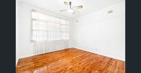 Neat and tidy family home in an ideal location - Photo 3