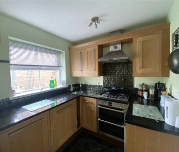 2 bedroom semi-detached house to rent - Photo 6
