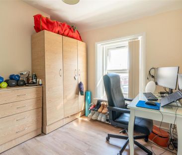 2 bedroom maisonette to rent - Photo 6