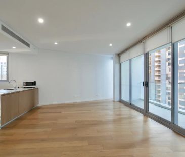 Unit 1001/11 Alberta St, Sydney NSW 2000 - Photo 4