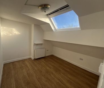 3 bedroom maisonette to rent - Photo 2